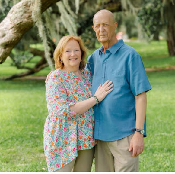 Meet your Posher, Beth - Picture 1 of 1